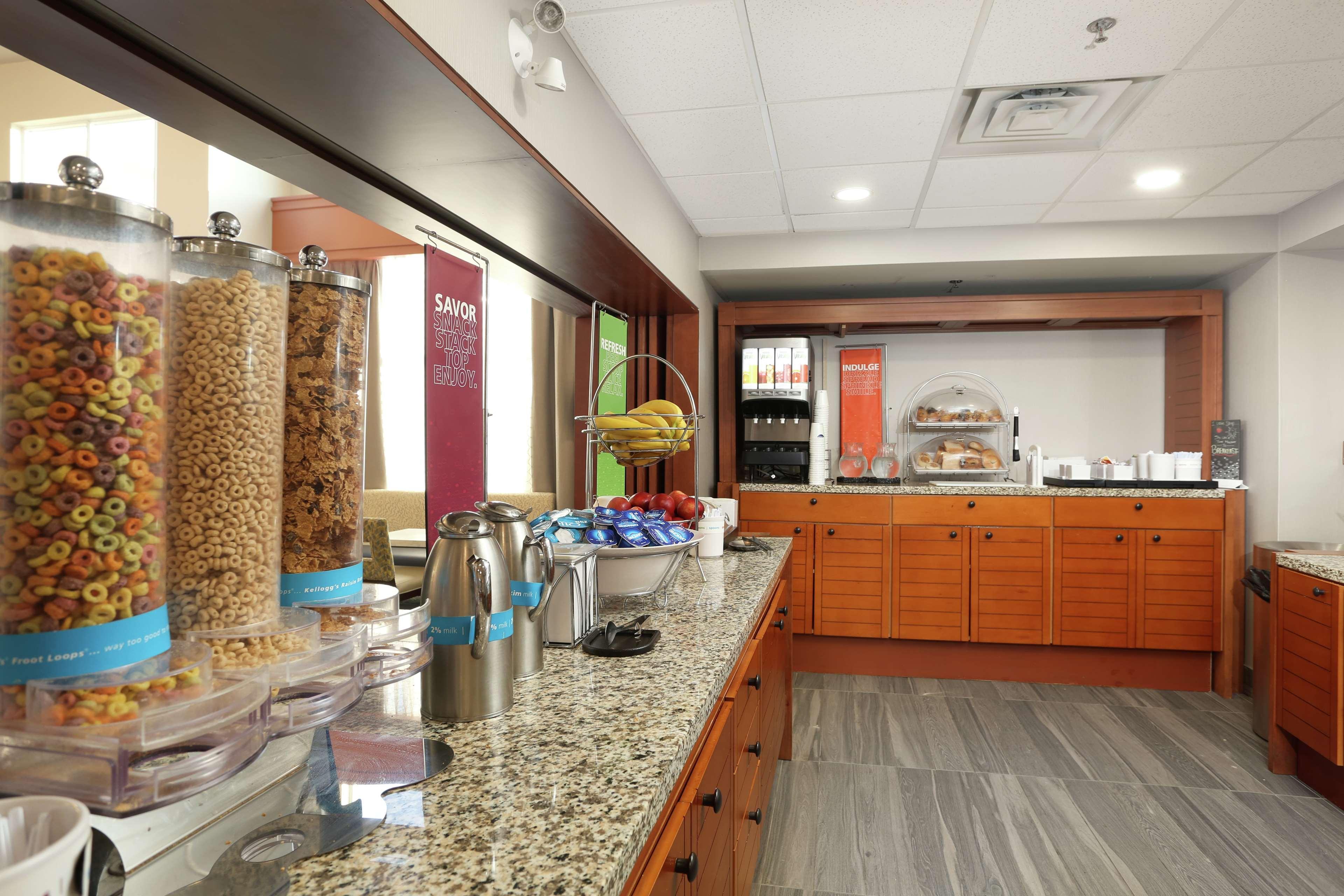 Hampton Inn & Suites By Hilton Barrie Exteriér fotografie