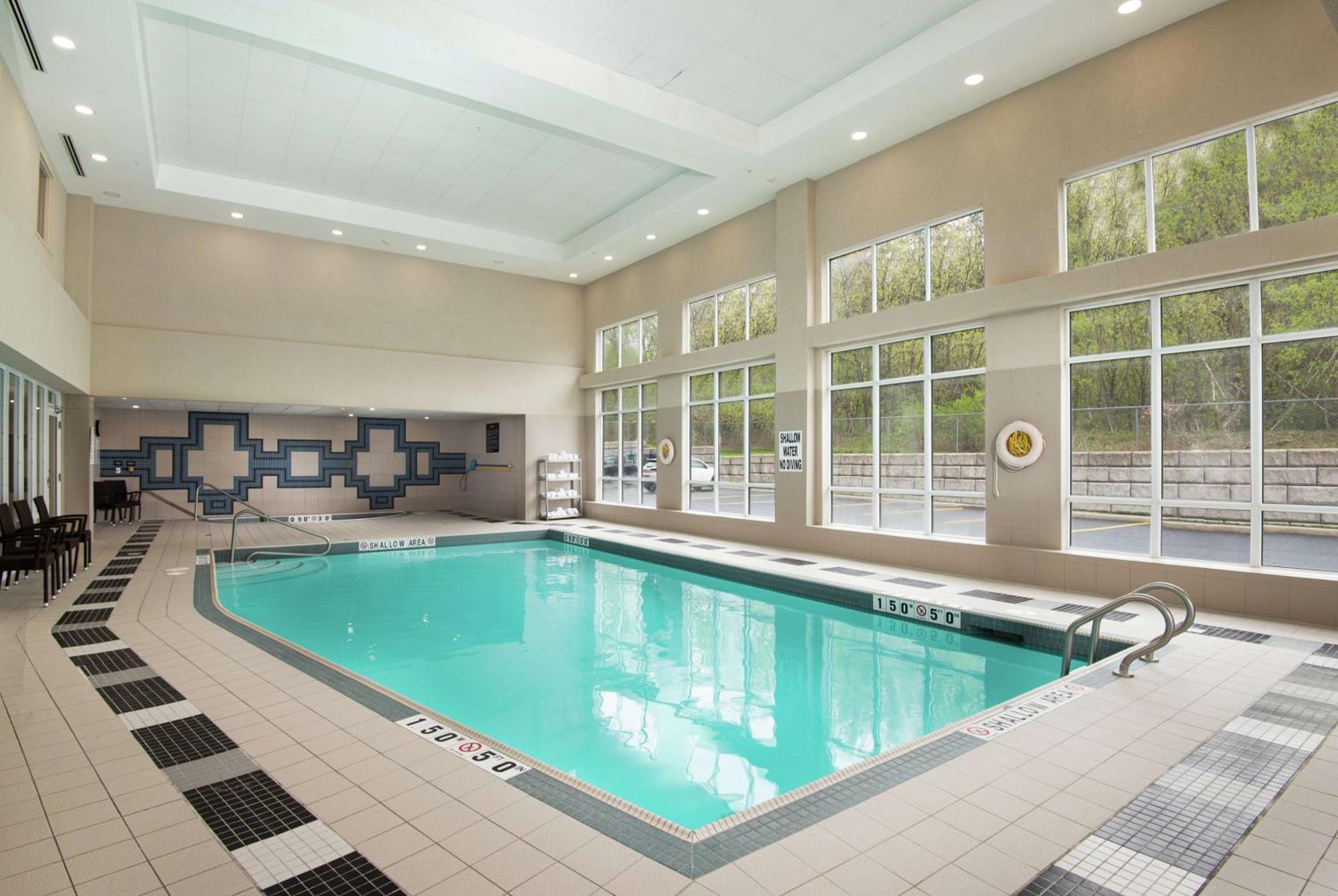 Hampton Inn & Suites By Hilton Barrie Exteriér fotografie
